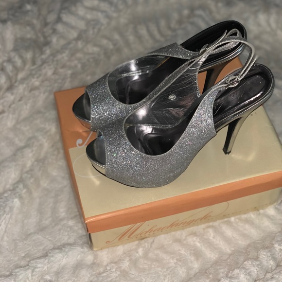 Michaelangelo Size 8.5 Platform Peep-Toe Heels - Picture 2 of 7